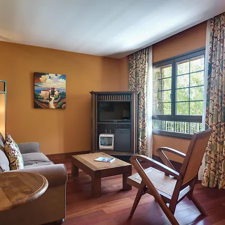 Hotel & Monasterio De 5*