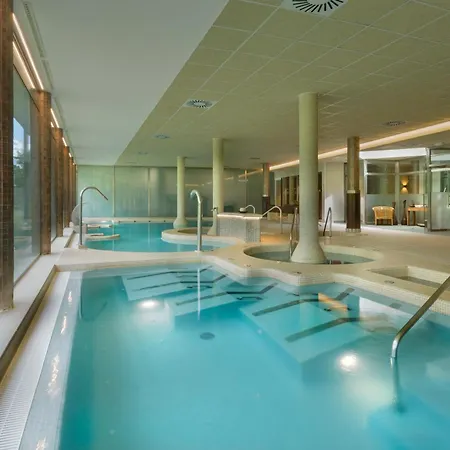 & Monasterio De Otel