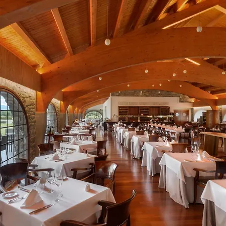 & Monasterio De Otel