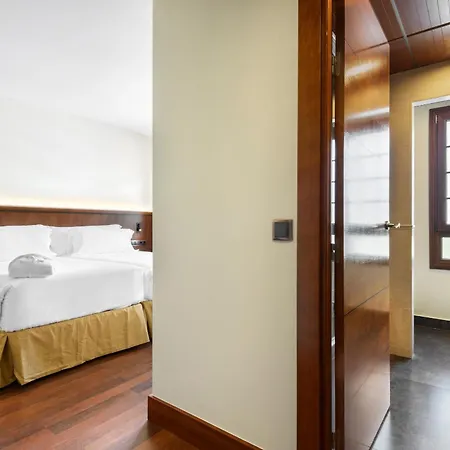 & Monasterio De 5*