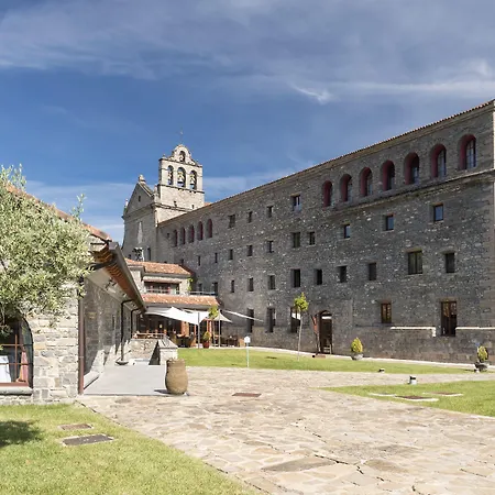 & Monasterio De Otel