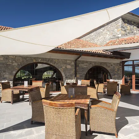 & Monasterio De Boltaña