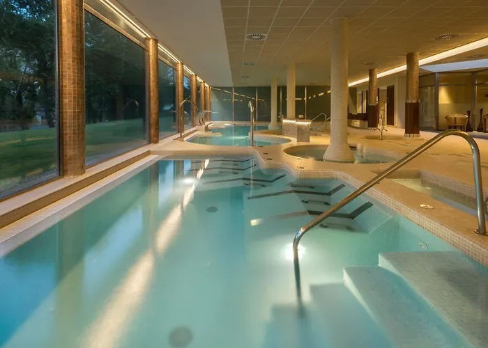 & Monasterio De Hotel