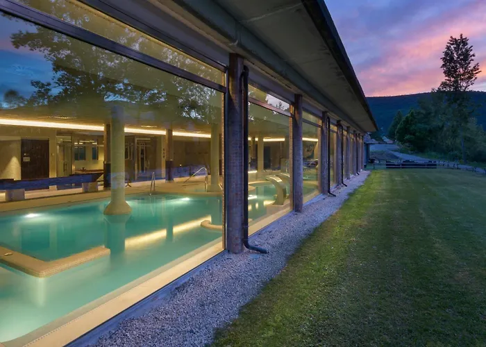 Hotel & Monasterio De 5*