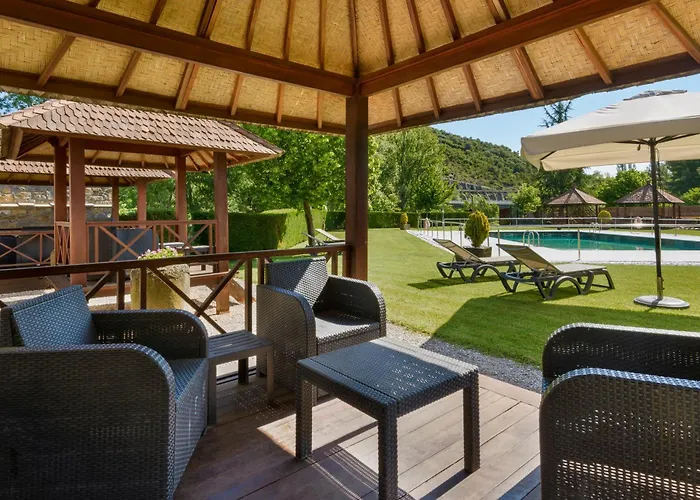 & Monasterio De Boltaña