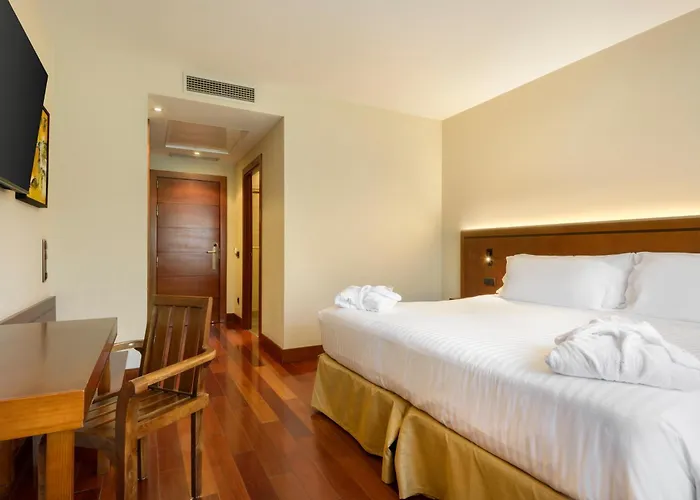 Hotel & Monasterio De