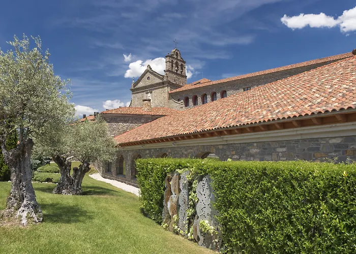 & Monasterio De 5* Boltaña