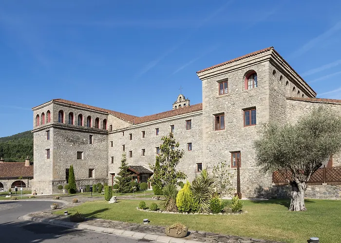 & Monasterio De Ξενοδοχείο Boltaña