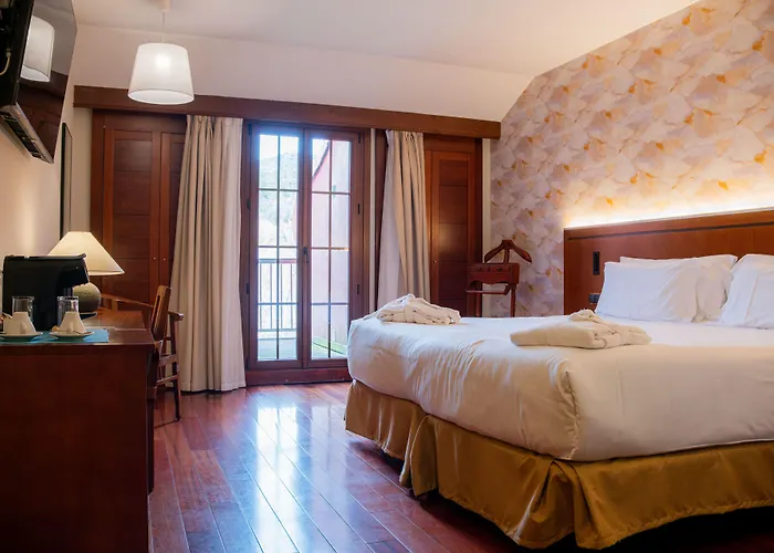 & Monasterio De Hotel