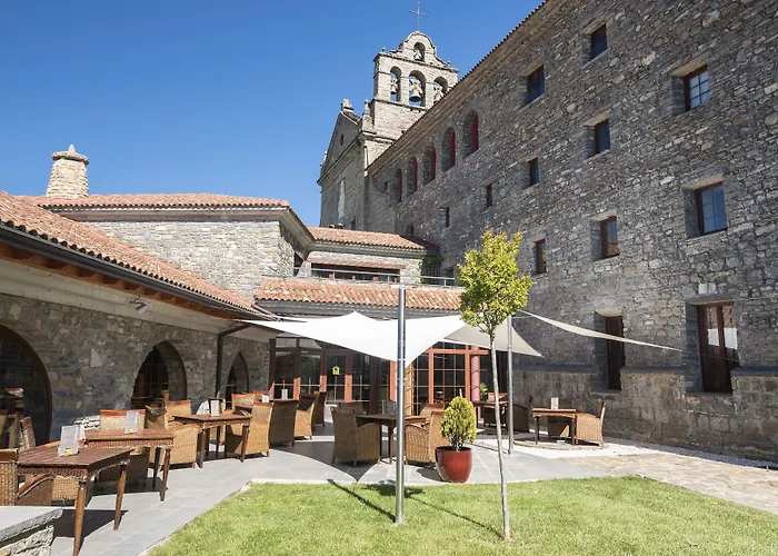 Hotel & Monasterio De 5*