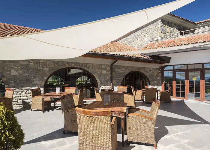 & Monasterio De Boltaña