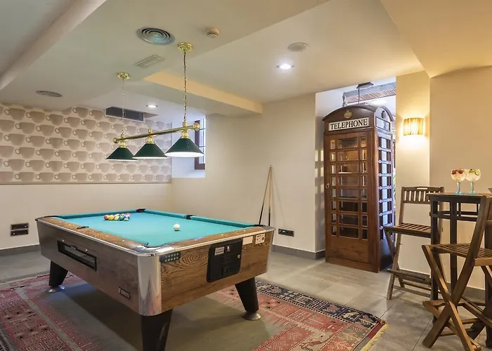 & Monasterio De 5* Boltaña